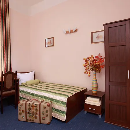 Hotel Central Inn am Hauptbahnhof Pension-2